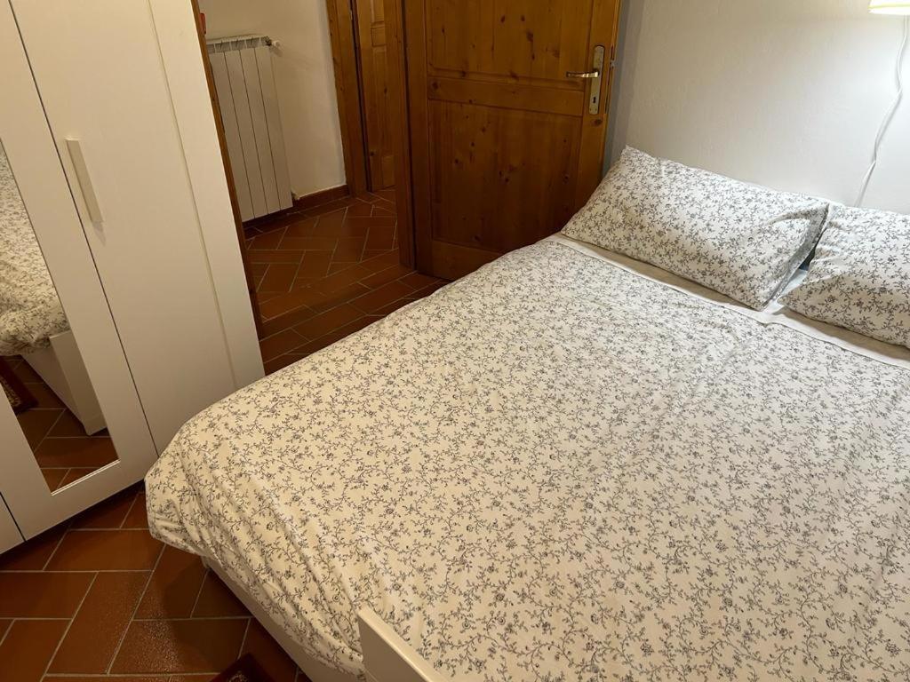 Apartamento La Casa Di Laura Cortona Exterior foto